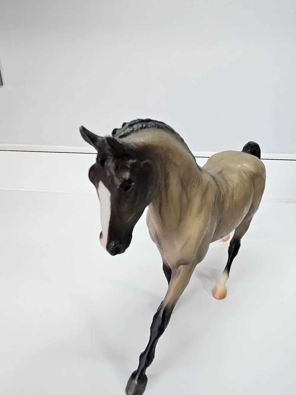 VINTAGE Breyer Horse Keen Mold Bay Hanoverian 61014 2005